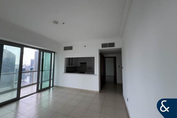 1 Bed | Study | Unfurnished | Vacant Jan